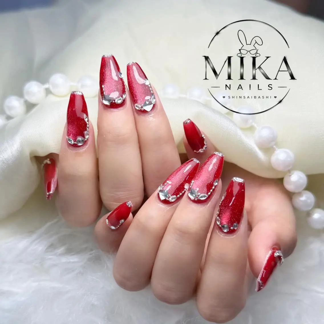 ネイル フレンチネイル 韓国ネイル ロングネイル マグネットネイル 持ち込み ハンドネイル ハンドケア Mika Nails 心斎橋のネイルデザイン