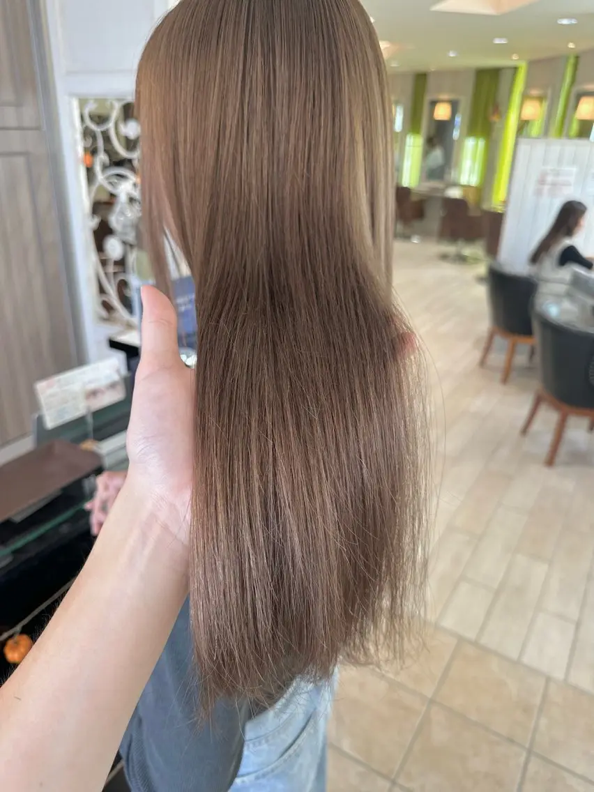 カット+ハイライト+カラー+高保湿トリートメント¥15,700(白髪ぼかしも◎)※ロング料金無料の写真