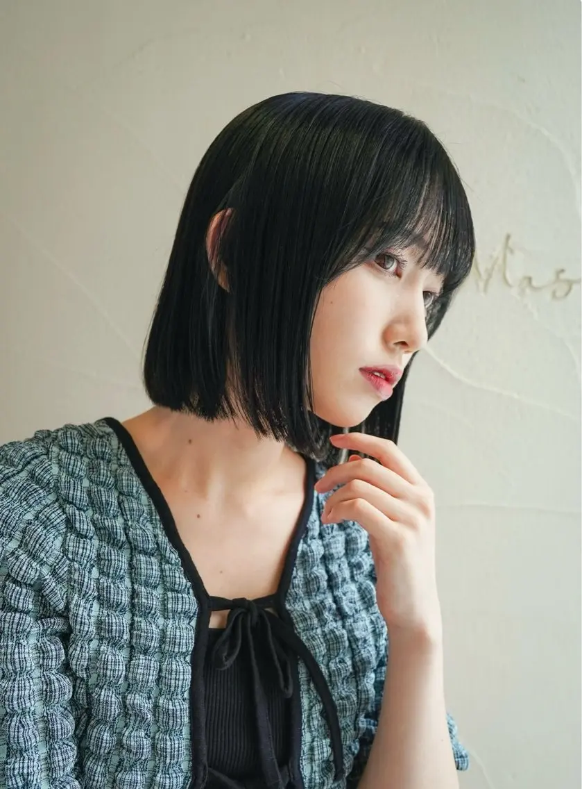 ミディアム 顔まわりレイヤー 韓国風ヘア レイヤーカット ローレイヤー 縮毛矯正 ヘアカラー トリートメント 【必ず似合わせます】 川口航平のヘアスタイル