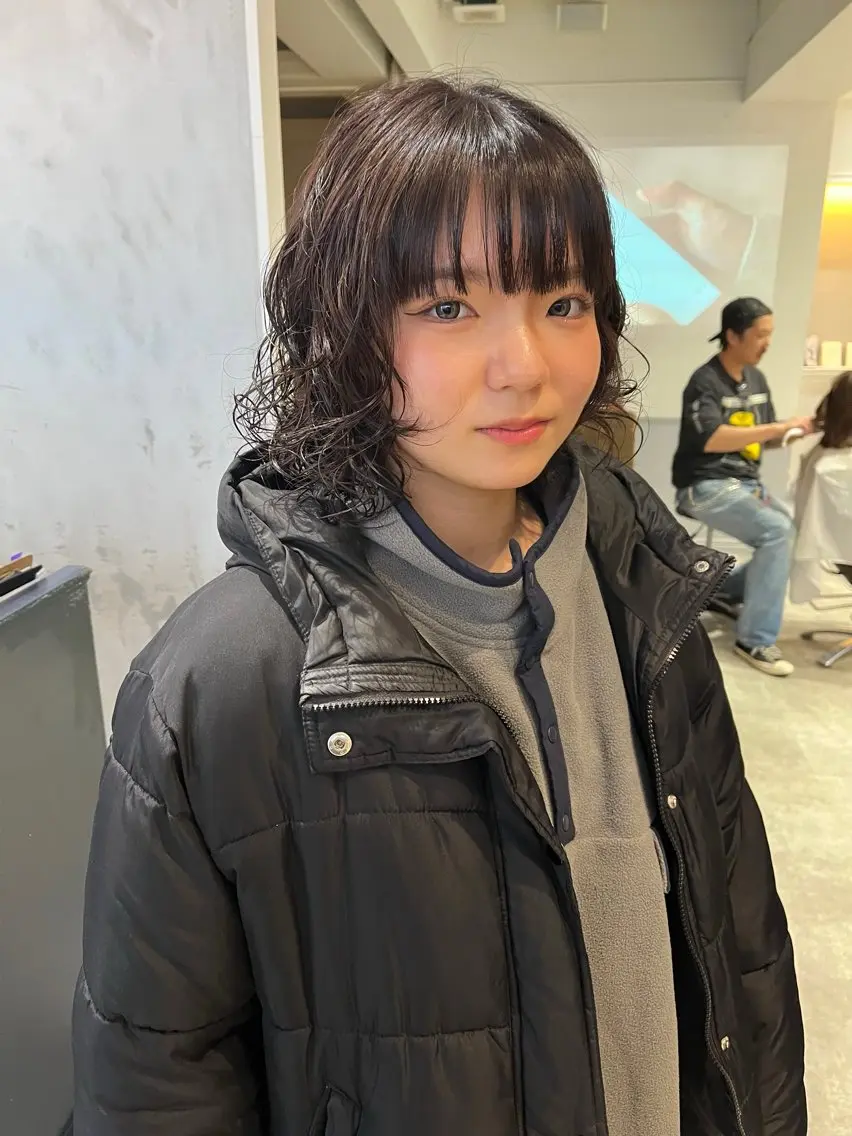 ミディアム パーマ SIKI yuuna レイヤーカット🪽のヘアスタイル