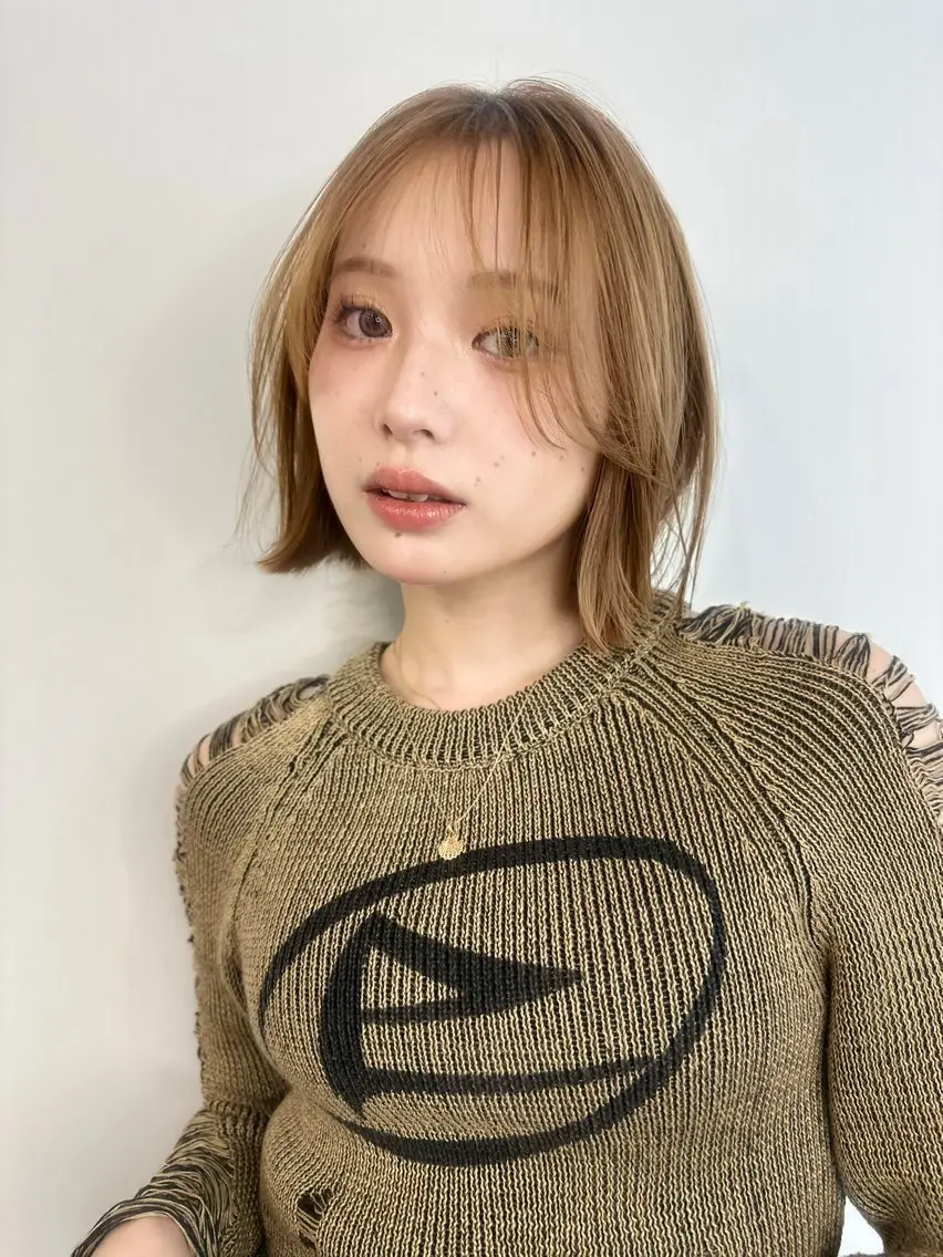 カラー バレイヤージュ ブリーチ ケアブリーチ 透明感カラー ダブルカラー カット ヘアカラー トリートメント 顔まわりレイヤー× 韓国ヘアオタベシンヤのヘアスタイル