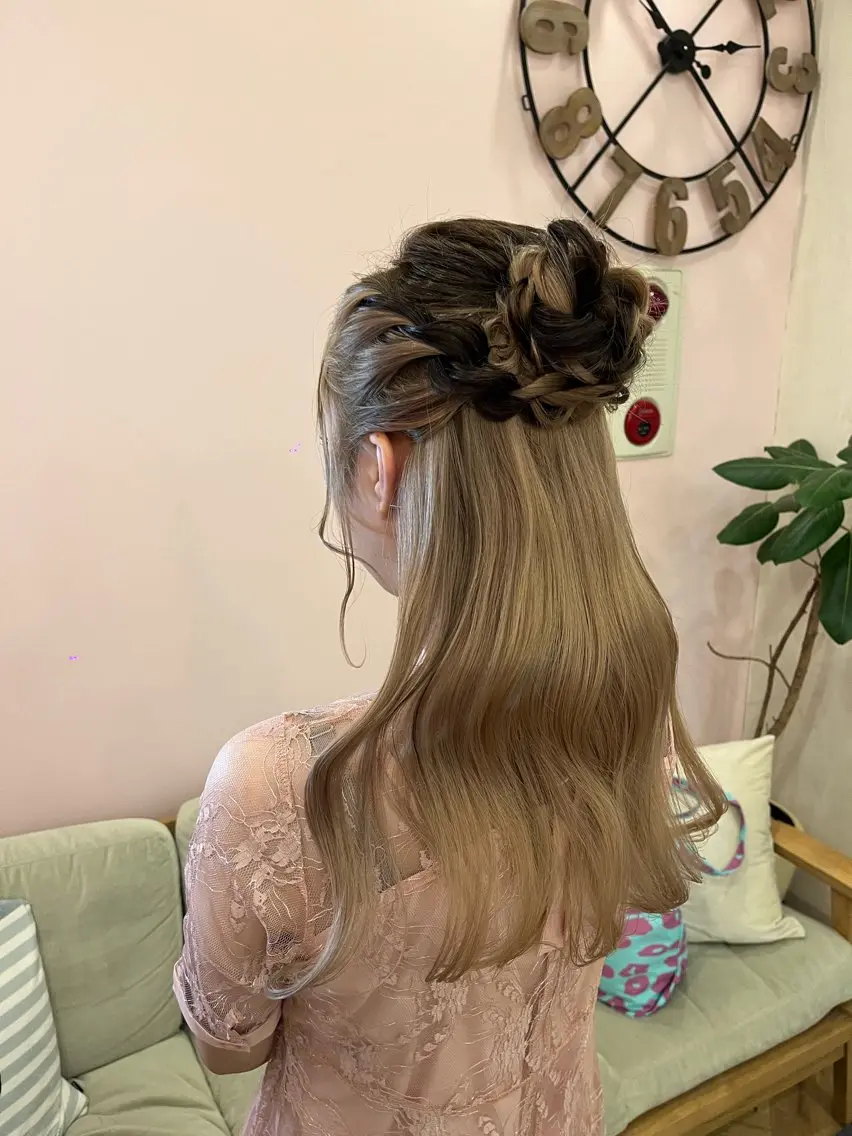 ロング ヘアアレンジ 外川 生純美ೀ🌝のヘアスタイル