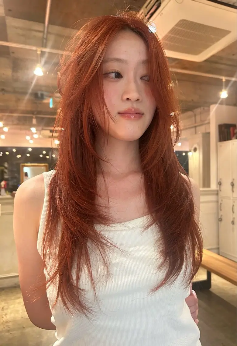 ロング カラー スギヤマ シユのヘアスタイル