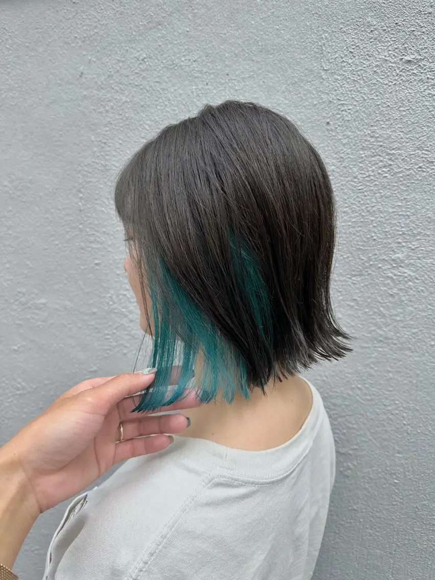 ミディアム カット ヘアカラー トリートメント 【neo.】 Mahoのヘアスタイル