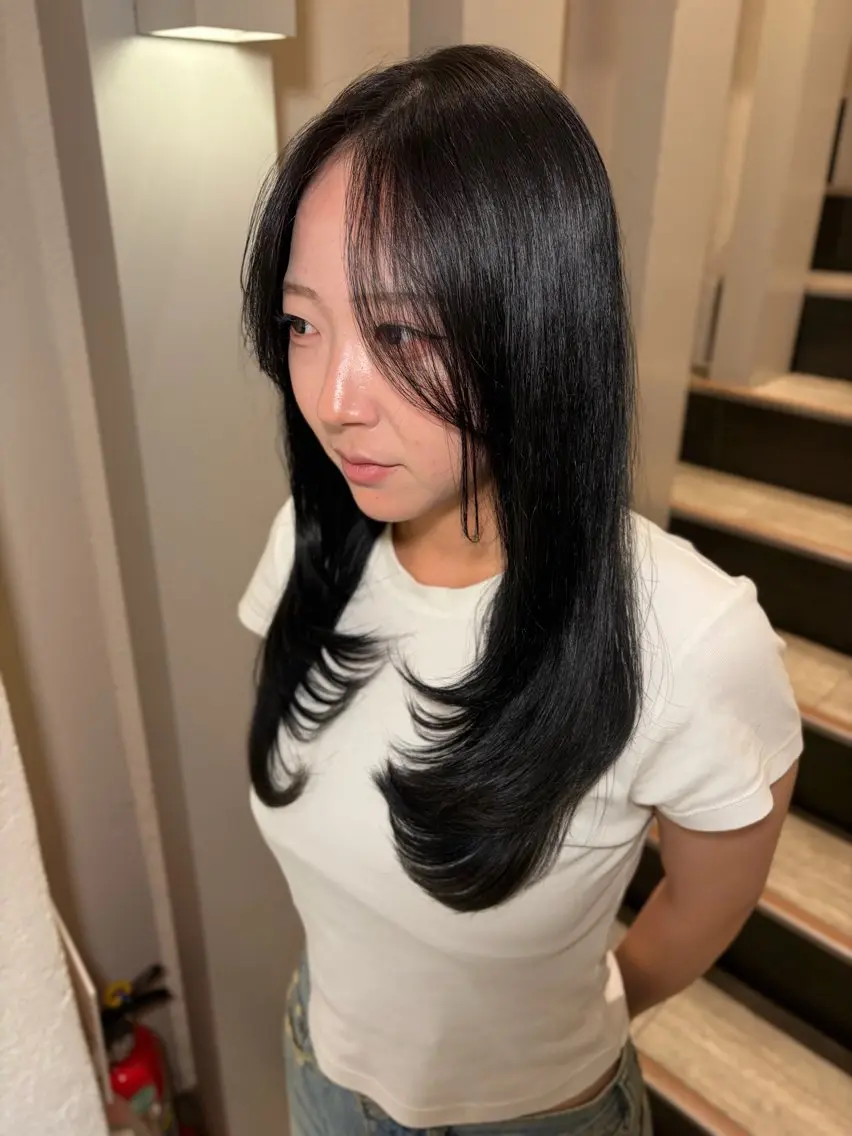 ロング レイヤーカット カット ヘアカラー レイヤーカット／縮毛 矯正/賢心のヘアスタイル