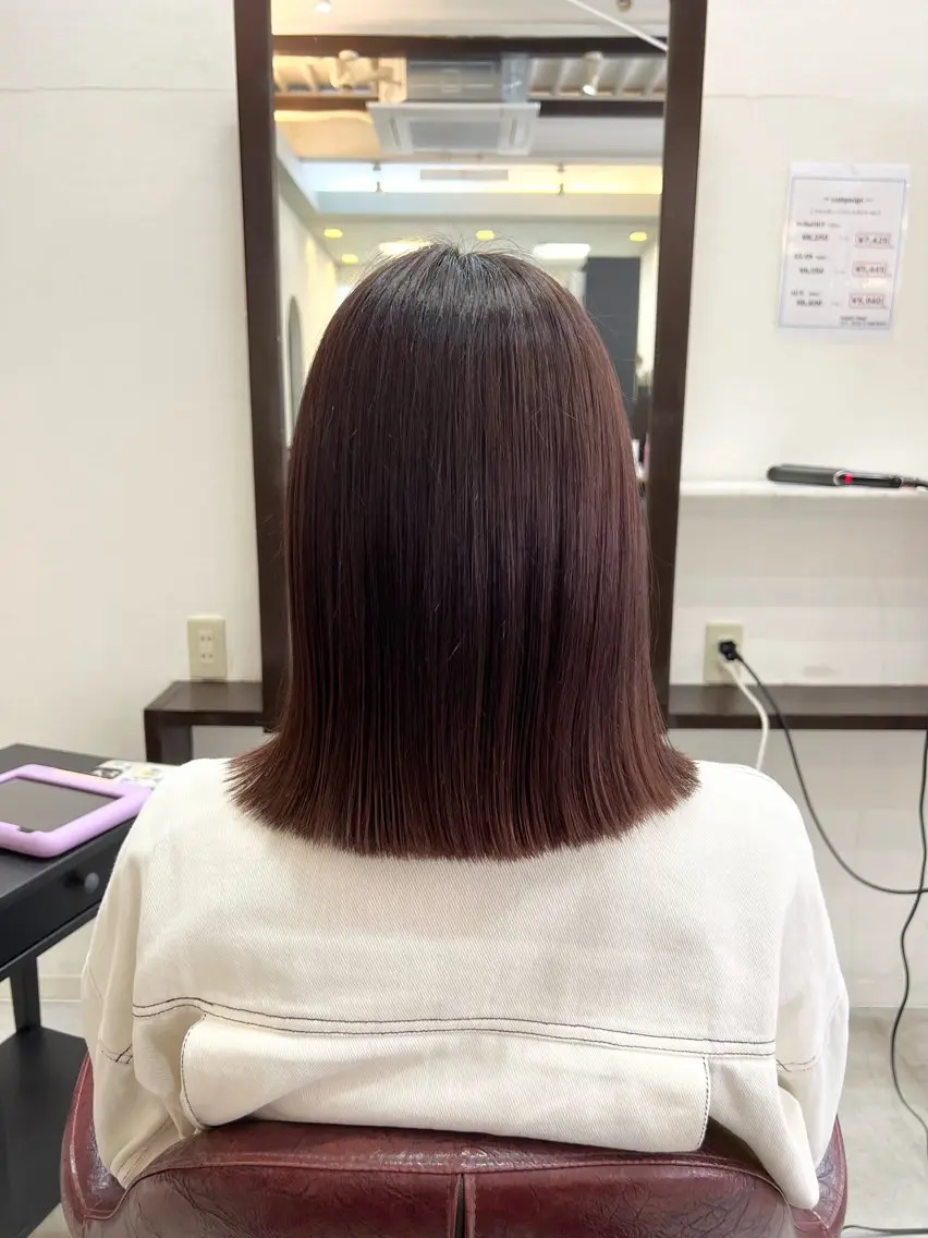 ミディアム カラー ベージュカラー カット ヘアカラー トリートメント 松山 優里のヘアスタイル