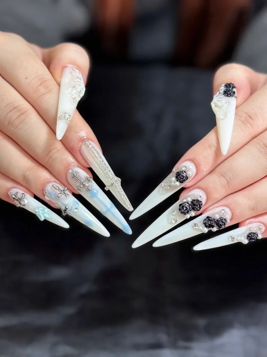 セミロング ハンドネイル Bibi nail Osakaのネイルデザイン