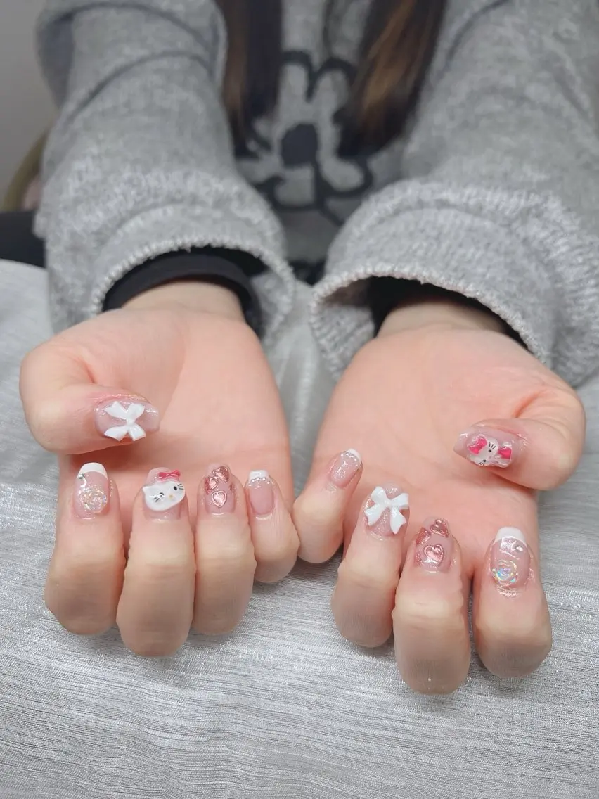 ネイル 長さ出し グラデーション 卒業式 キラキラネイル マグネットネイル Lee Nails チップ長さだし専門店のネイルデザイン