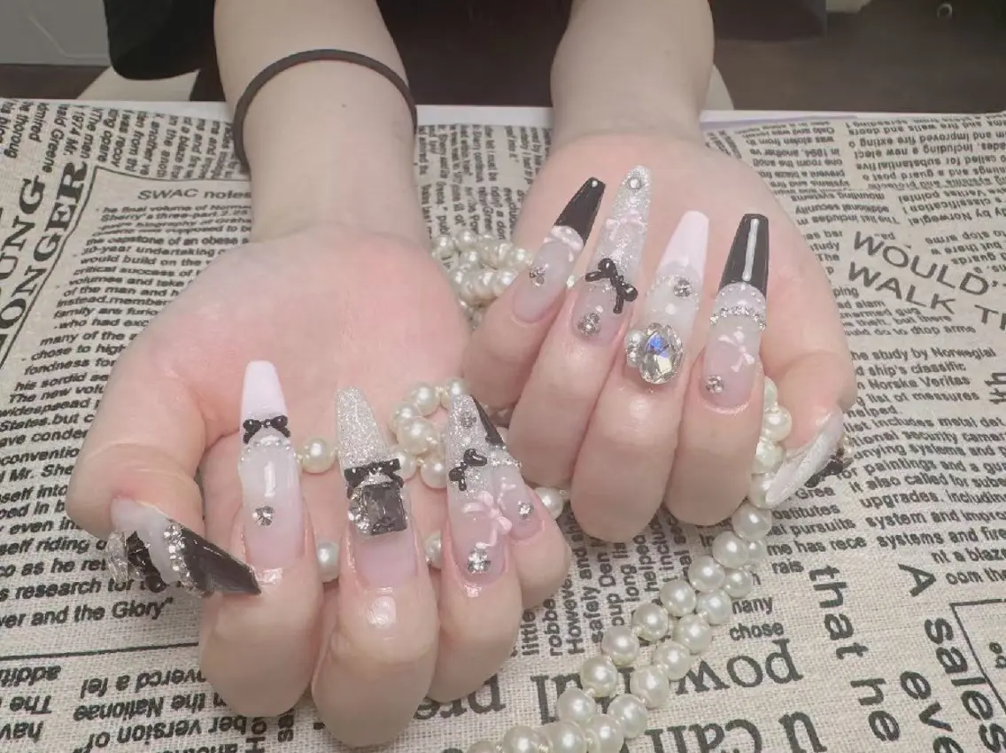 ネイル ENsalon AKIRAのネイルデザイン