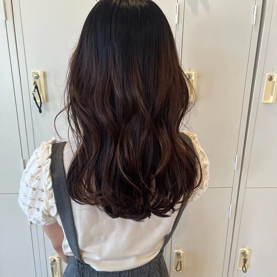 セミロング カラー 【本陣】カット モデル/朝岡 慧のヘアスタイル