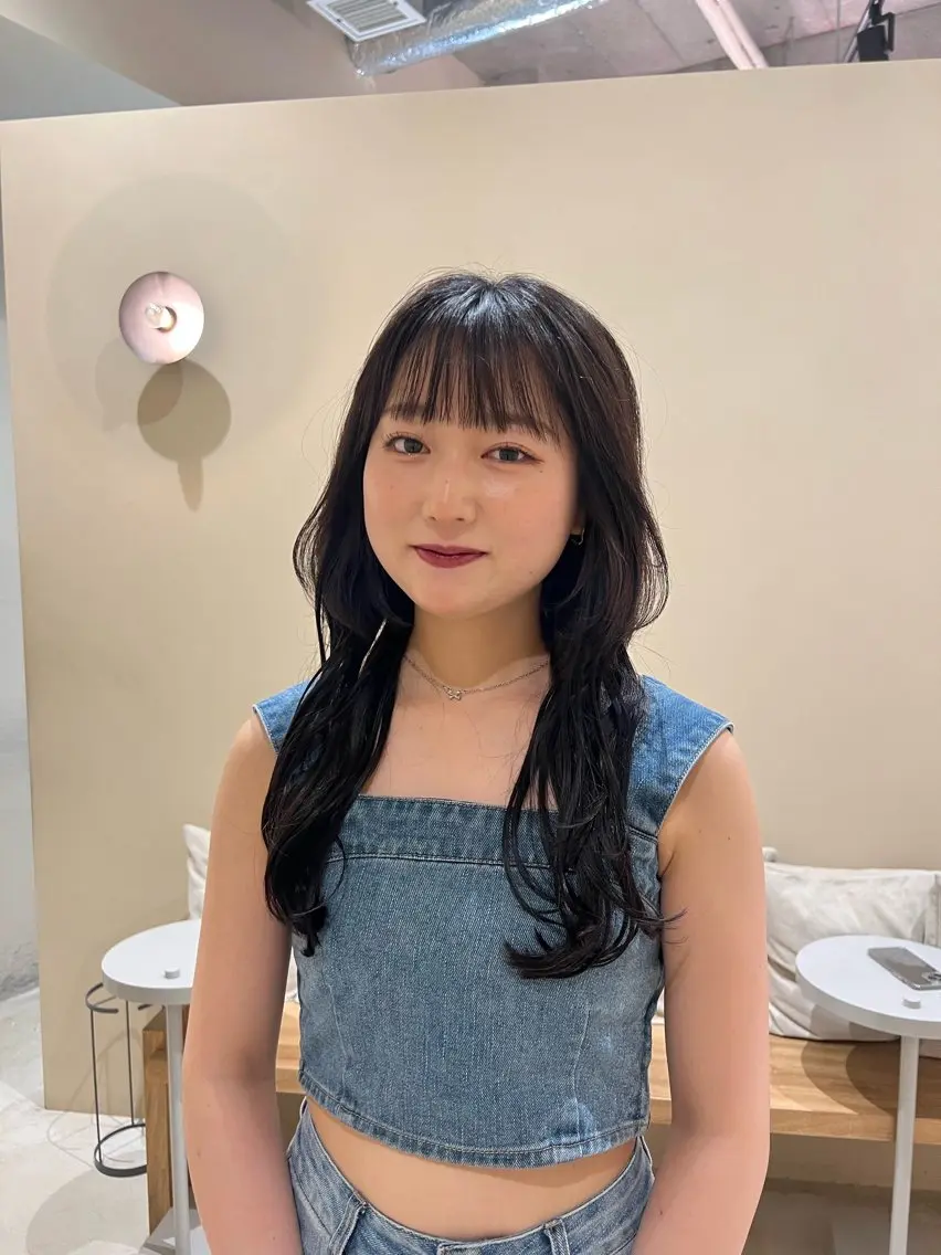 ロング エクステ レイヤーカット NERO加藤木麻彩のヘアスタイル