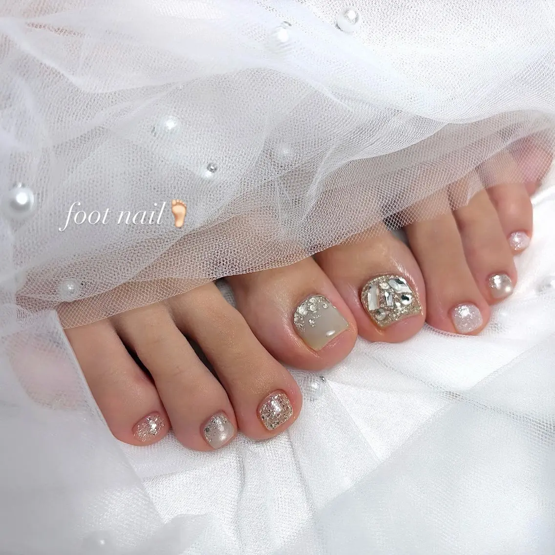 ネイル フットネイル フットネイル LUNABI nail🦋のネイルデザイン