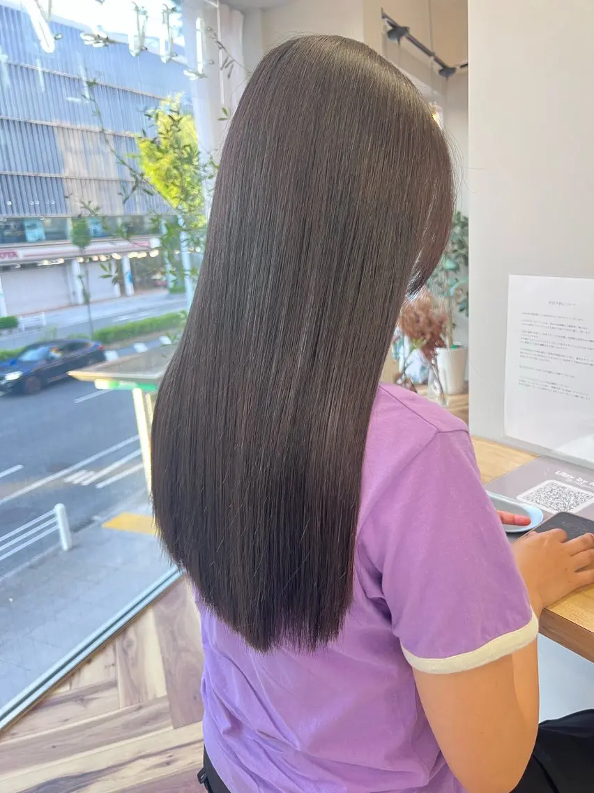 ロング 檜谷 晴　顔周りカットのヘアスタイル