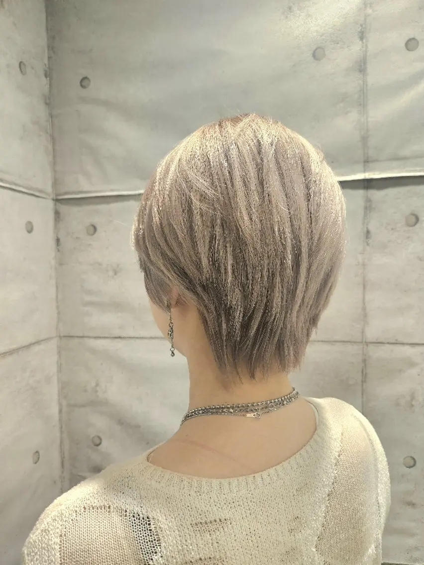 カラー 透明感カラー グレージュ ハイトーンカラー ヘアカラー ハイトーンカラー✂ tommyのヘアスタイル