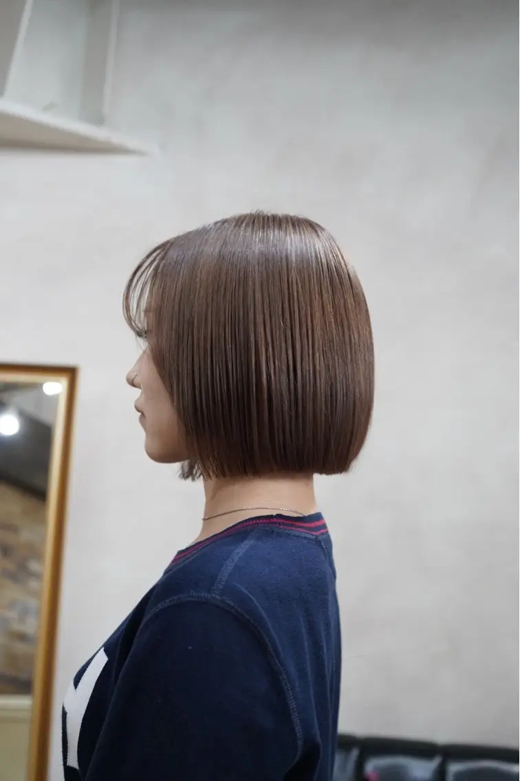 ショート ボブ レイヤーカット/ 艶カラー/みらいのヘアスタイル