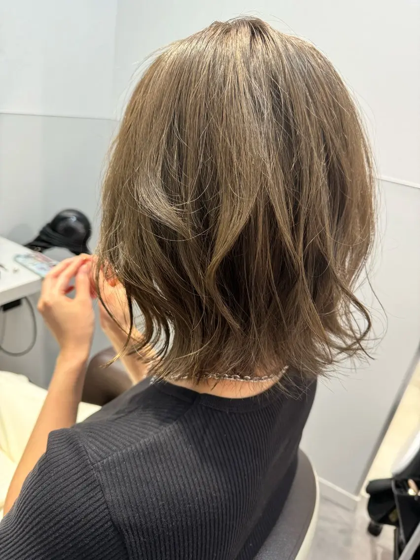 ミディアム ヘアカラー トリートメント 大阪 美容師 林のヘアスタイル