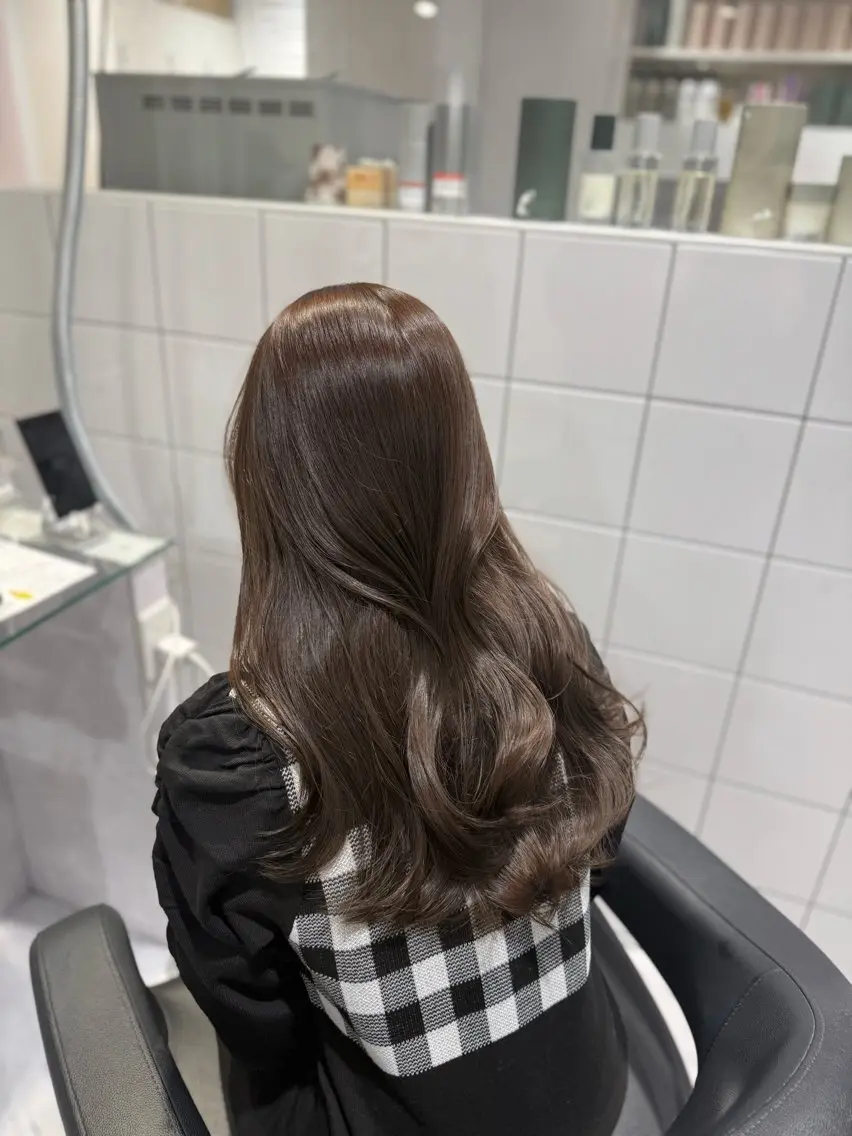 ロング カラー ヘアカラー トリートメント ヘッドスパ ヘアセット ♡⃛赤み消し ♡⃛ 淡色特化✨️Rimuのヘアスタイル
