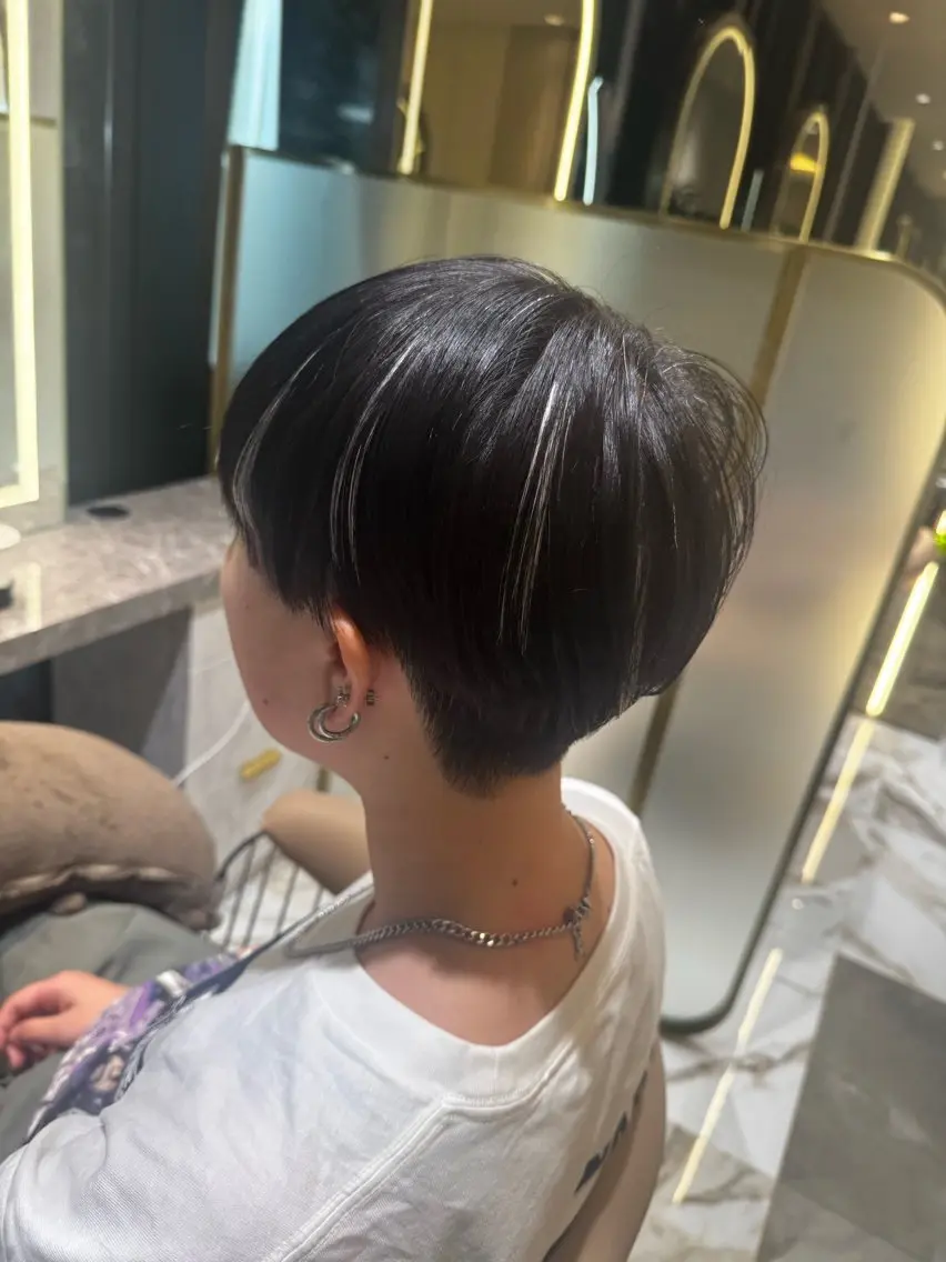 ショート エクステ 清楚ギャルの女王👑 めい🩶🩶のヘアスタイル