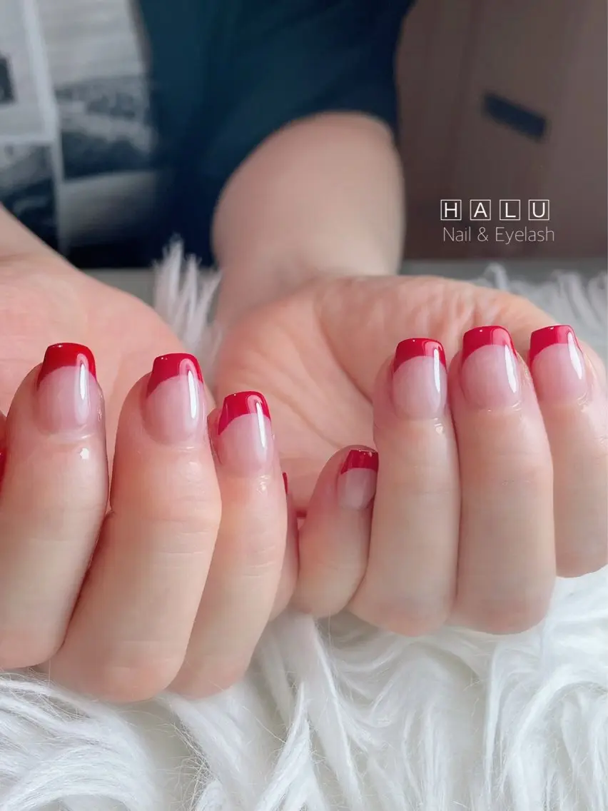 ネイル フレンチネイル HALU ハルのネイルデザイン