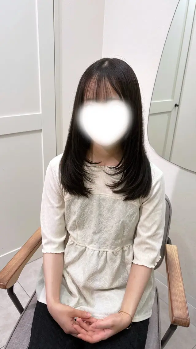 ミディアム ミディアムレイヤー レイヤーカット newi広島/ Ririのヘアスタイル
