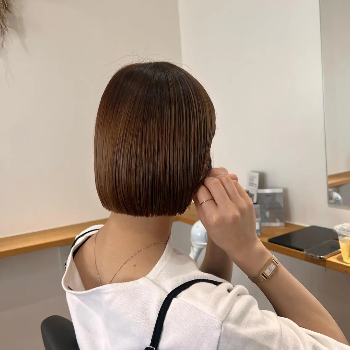 ショート ボブ 切りっぱなしボブ 👩🏼ミニボブのヘアスタイル