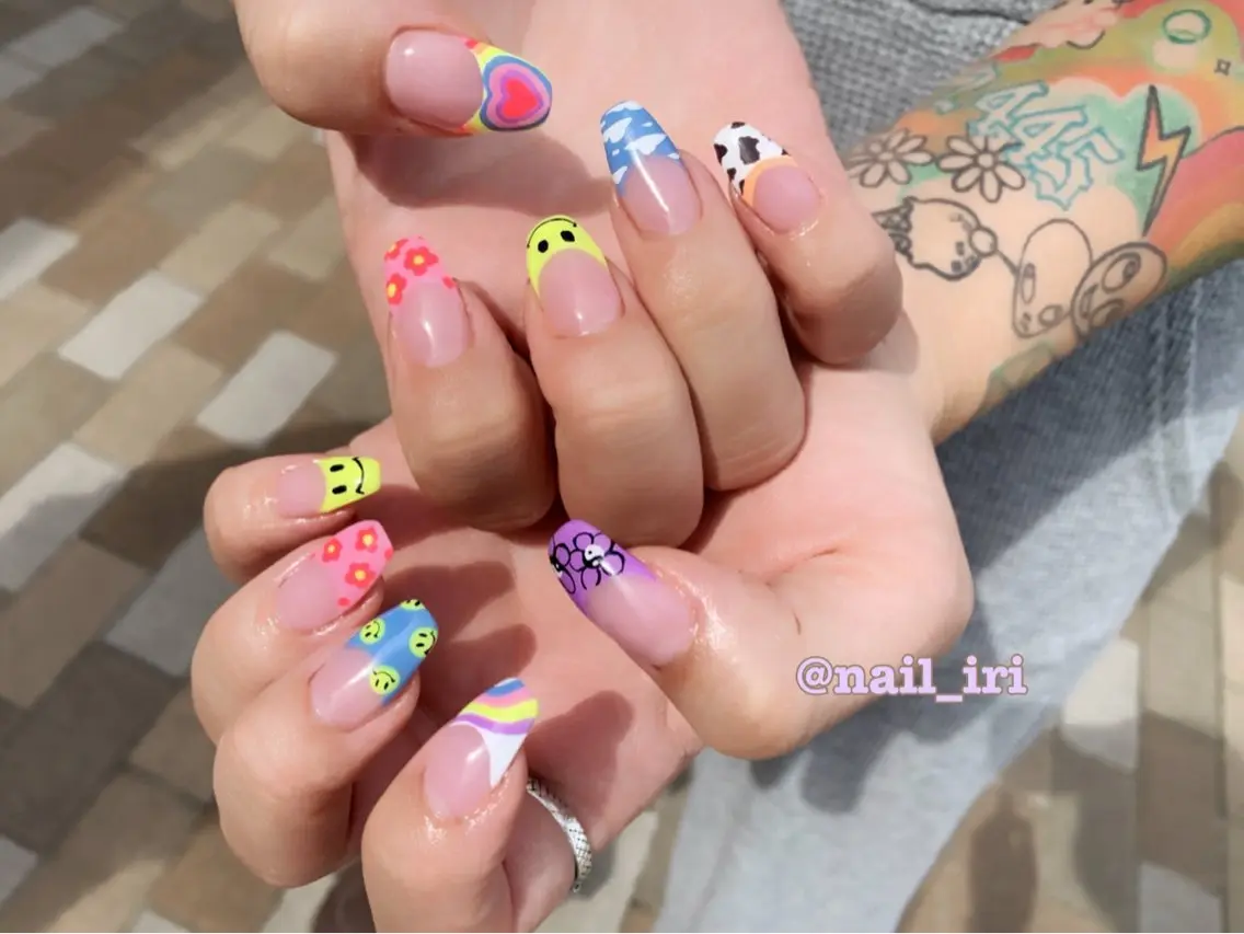 ネイル 持ち込み ハンドネイル 中川 愛理のネイルデザイン