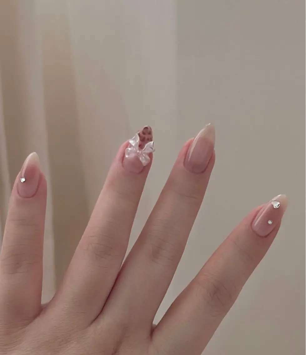 ネイル アートネイル フラワーネイル フレンチネイル ジェルネイル グラデーション ハンドネイル Ryu Nail NekoChanのネイルデザイン