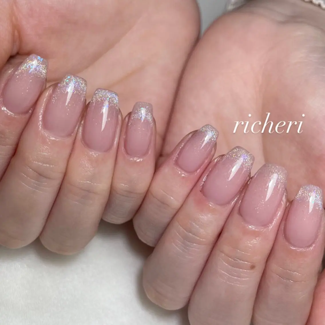 ミディアム ネイル ハンドネイル richeri beautyのネイルデザイン