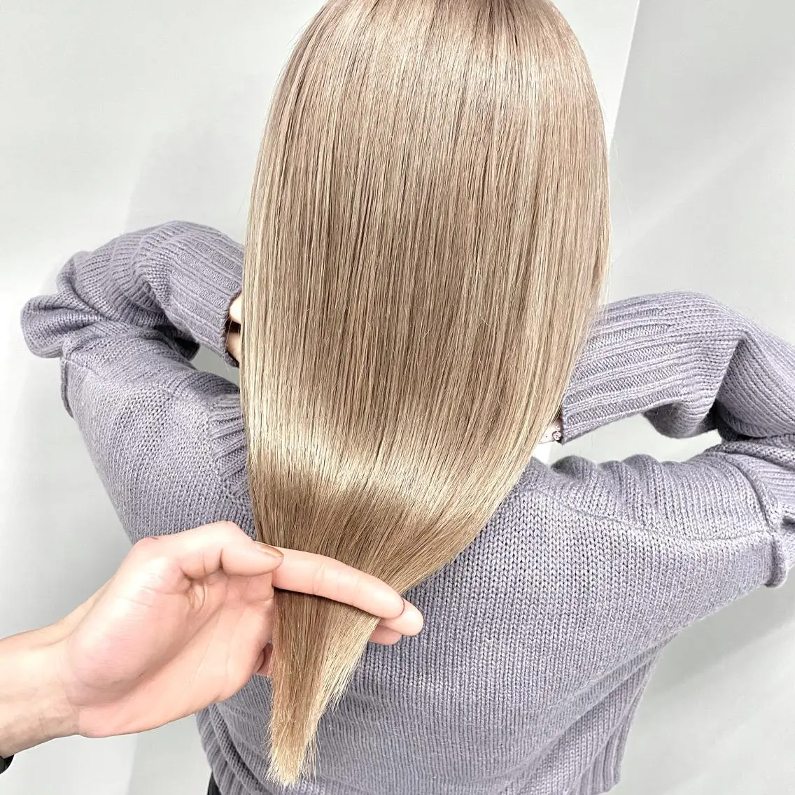 ロング カラー ハイトーンカラー ヘアカラー トリートメント ✨MiL✨ ✨心斎橋✨のヘアスタイル