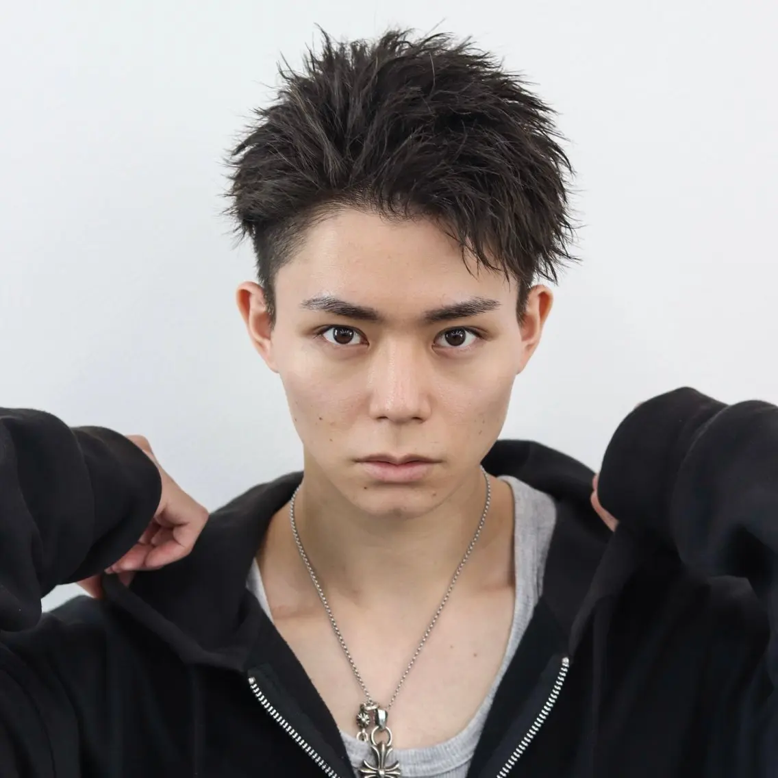 ショート カラー パーマ メンズ ヘアカラー 木代 ひめりのヘアスタイル