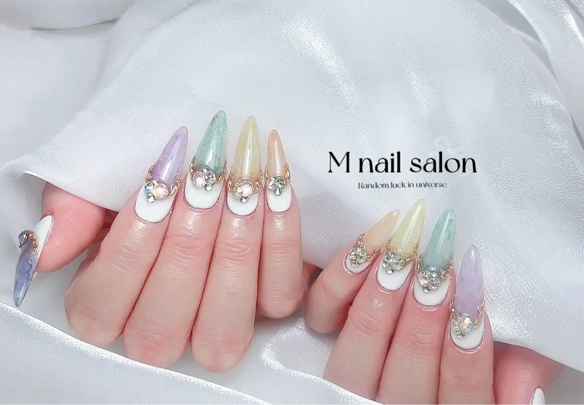 ネイル ハンドネイル M🌷nail 長さだし専門店のネイルデザイン