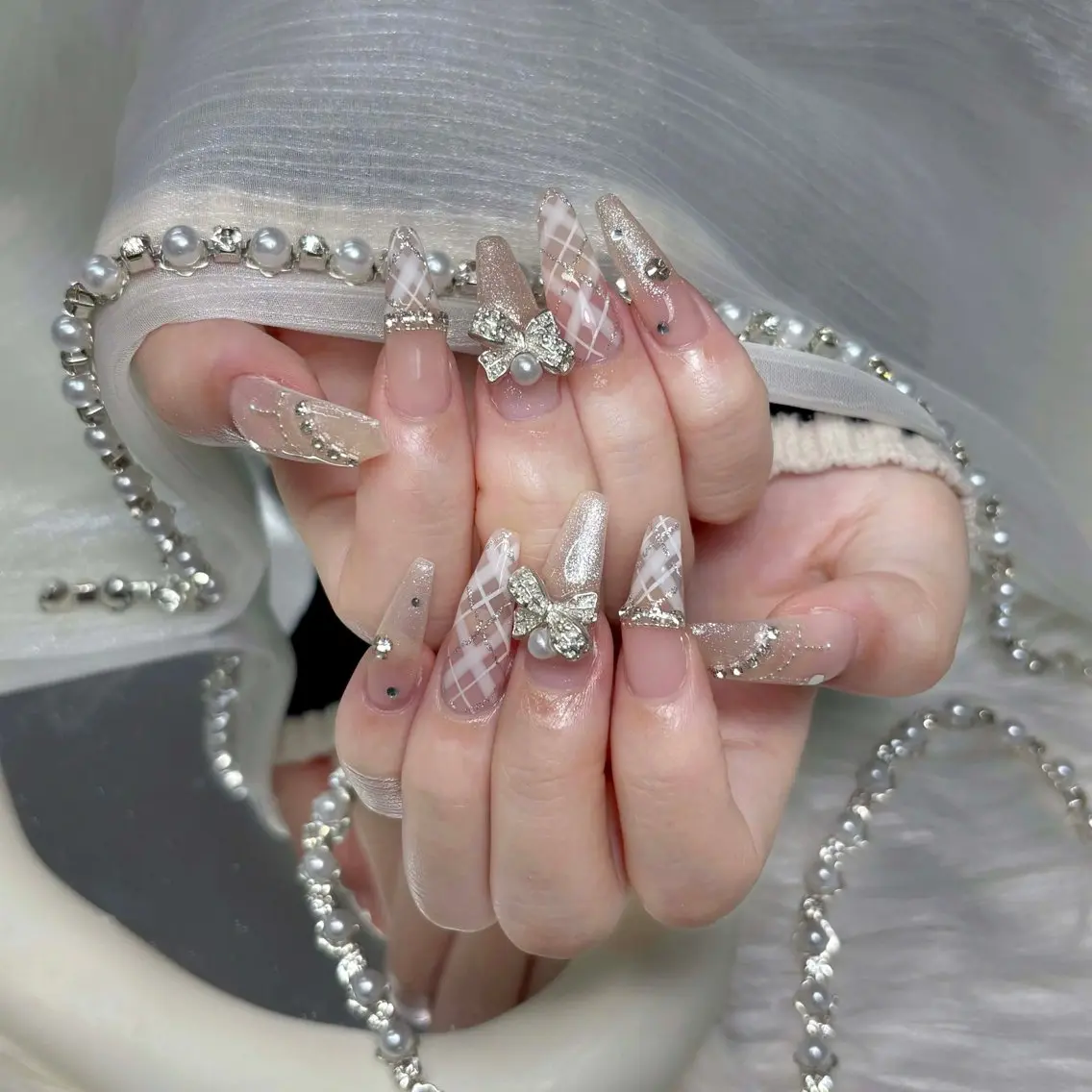 ネイル キラキラネイル 韓国ネイル マグネットネイル 持ち込み ネイルチップ ハンドネイル Chiee Bling.Nailのネイルデザイン
