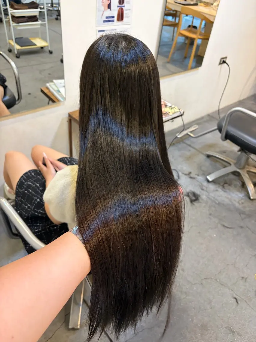ロング 縮毛矯正 丸山 菜々子のヘアスタイル