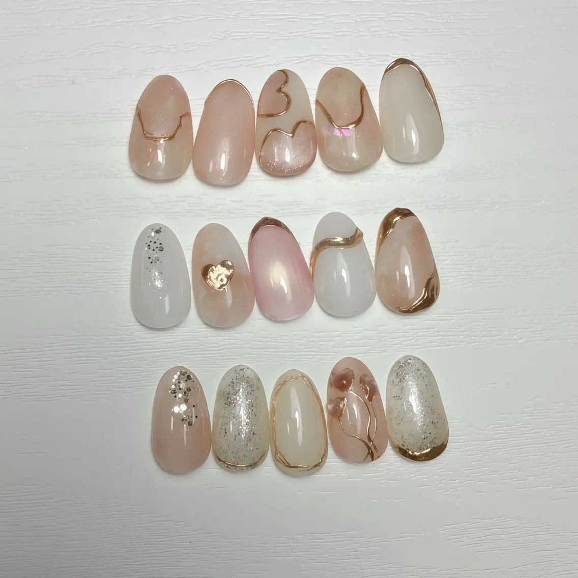 ネイル フットネイル 氷ネイル・うるうるネイル マグネットネイル ニュアンスネイル シンプルネイル ハンドネイル nail salon anoneのネイルデザイン