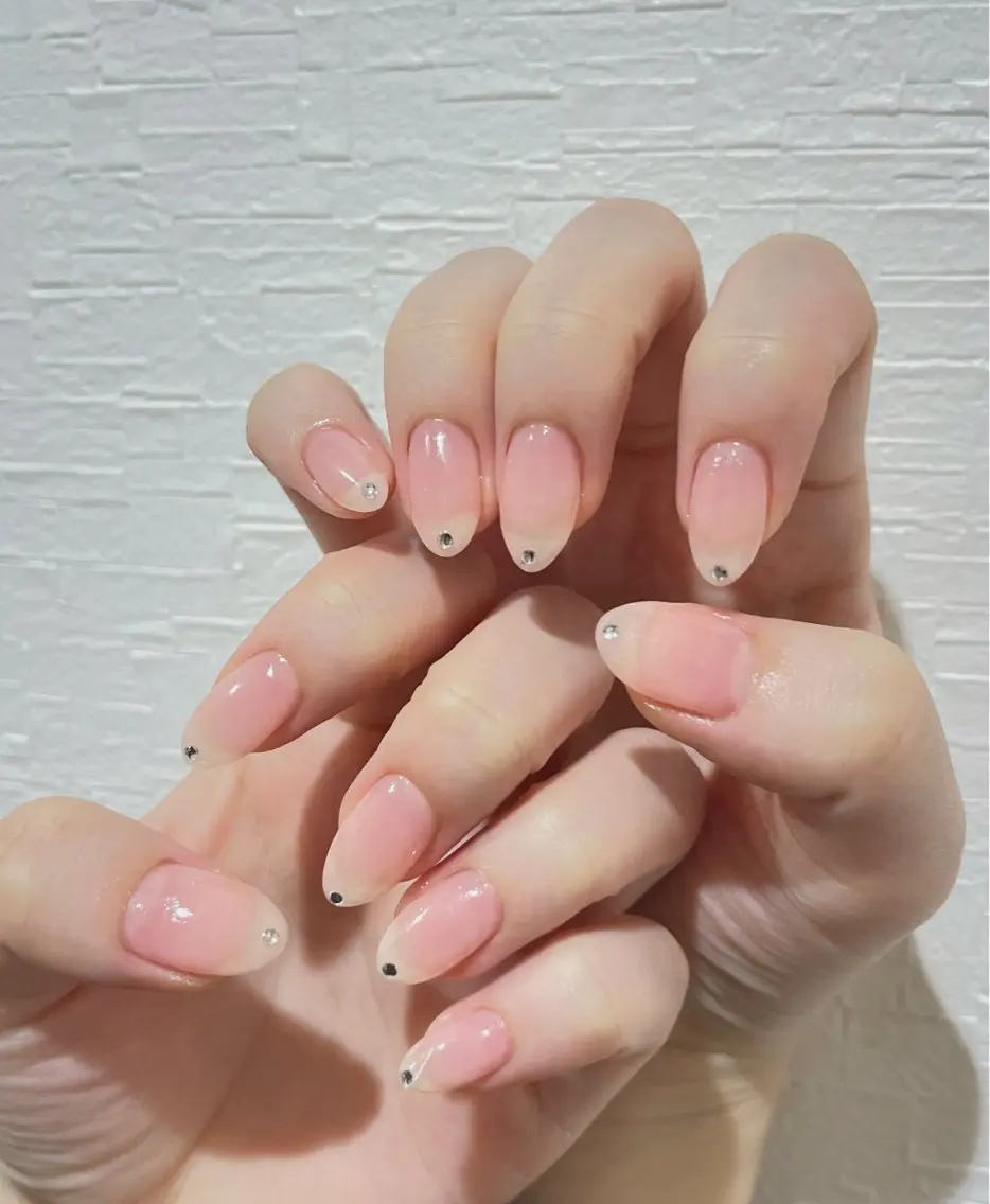 ネイル オーロラネイル 長さ出し フットネイル 韓国ネイル ラメ(グリッター) ハンドネイル 👍thumbs up nail👍のネイルデザイン
