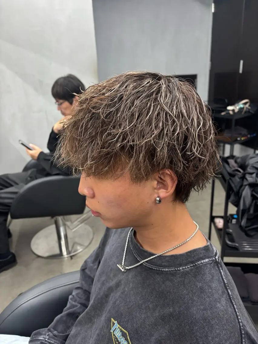 ミディアム カラー パーマ メンズ カット ヘアカラー パーマ トリートメント メンズ支持率NO.1 マサキのヘアスタイル