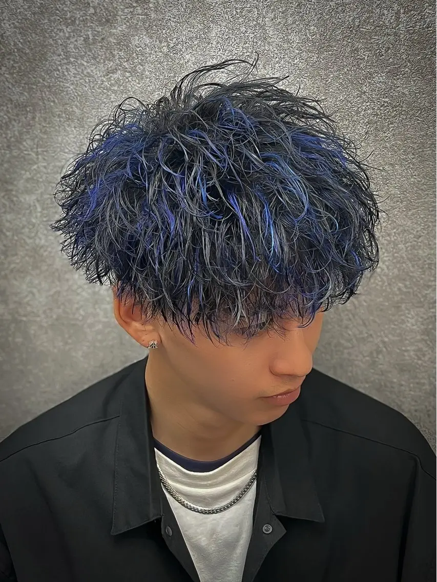 ショート カラー パーマ メンズ メンズハイライト メンズハイトーン メンズメッシュ メンズパーマ ハイライトカラー カット ヘアカラー メンズウルフ特化🐺 🔥長山耕大🔥のヘアスタイル