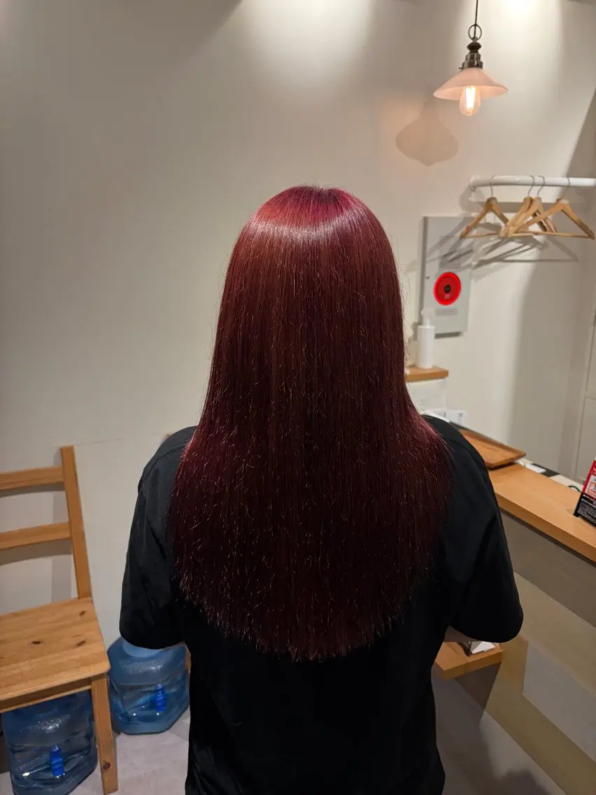 キッズ カット ヘアカラー トリートメント 荒井 茉凜のヘアスタイル