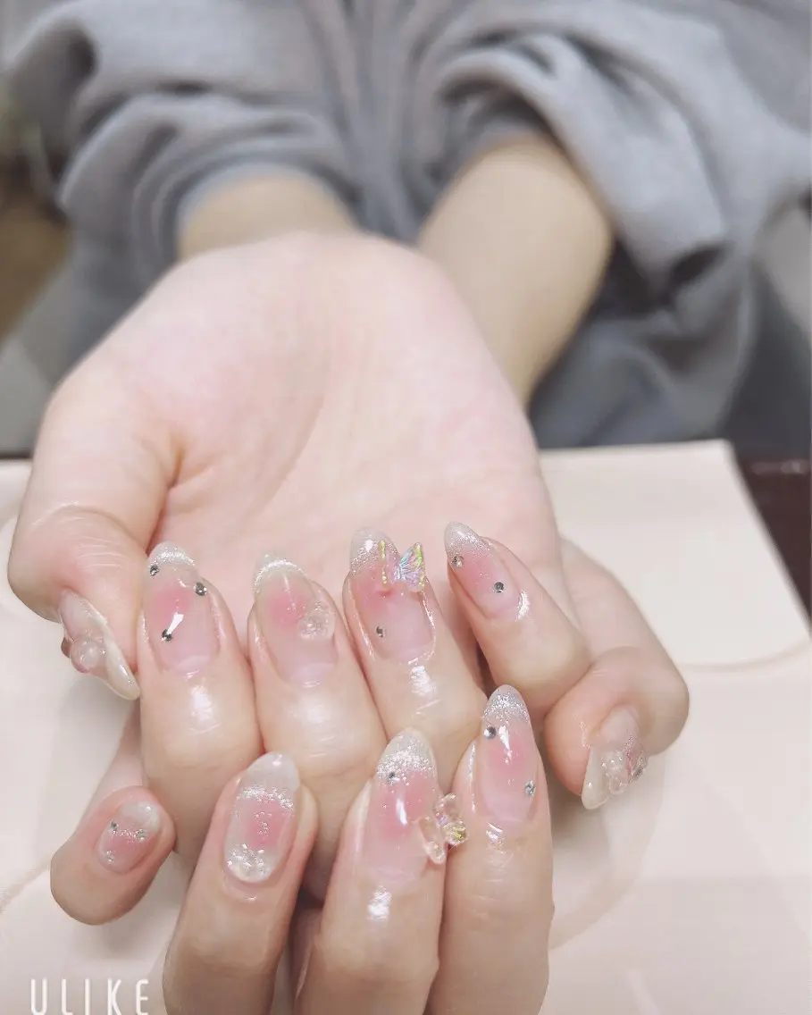 ネイル チークネイル マグネットネイル ハンドネイル 吉野✨ ネイルデザイナー✨のネイルデザイン