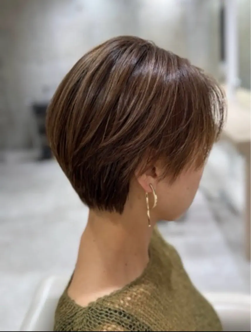ショート カラー 澤田 悠生のヘアスタイル