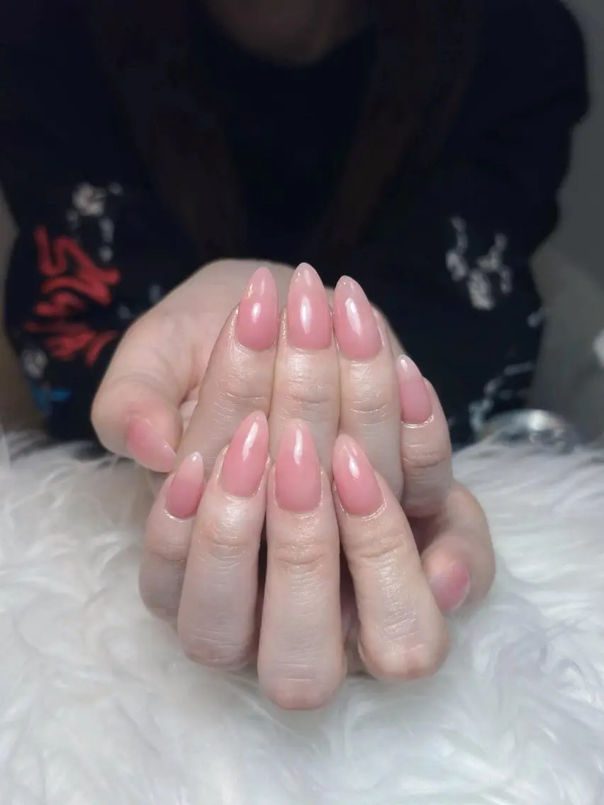 ネイル チークネイル ドット フレンチネイル グラデーション ハート ハンドネイル ハンドケア Eli Muse 新宿ネイルのネイルデザイン