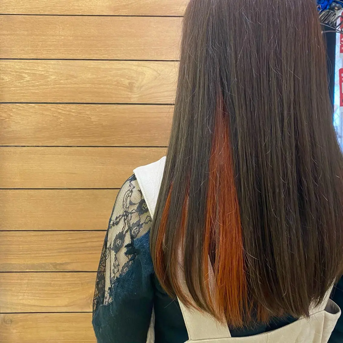 ロング カラー ブリーチ インナーカラー マンツーマンサロン 🤍Tanakaのヘアスタイル