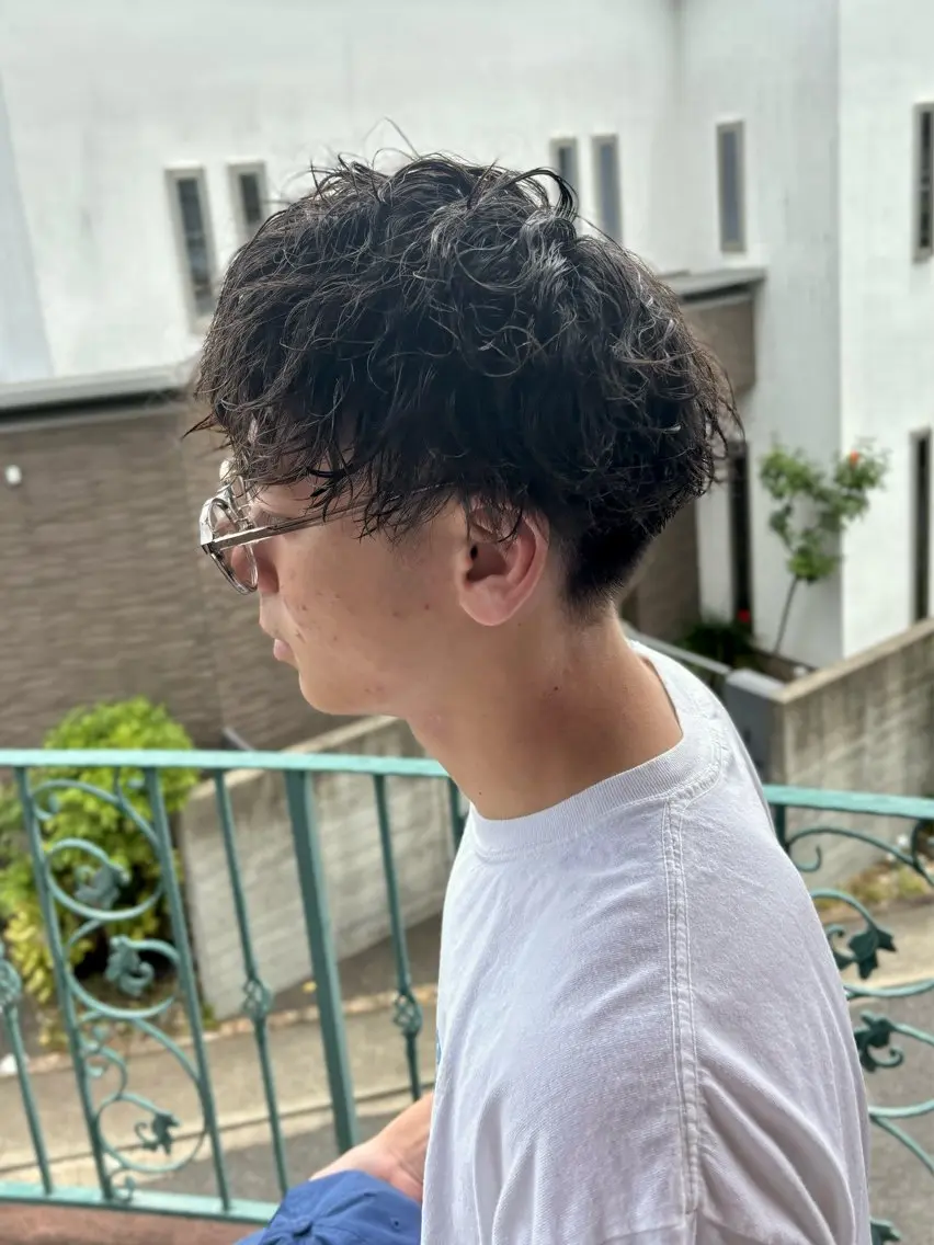 パーマ ツイストスパイラルパーマ スパイラルパーマ 岡村 莉穂のヘアスタイル