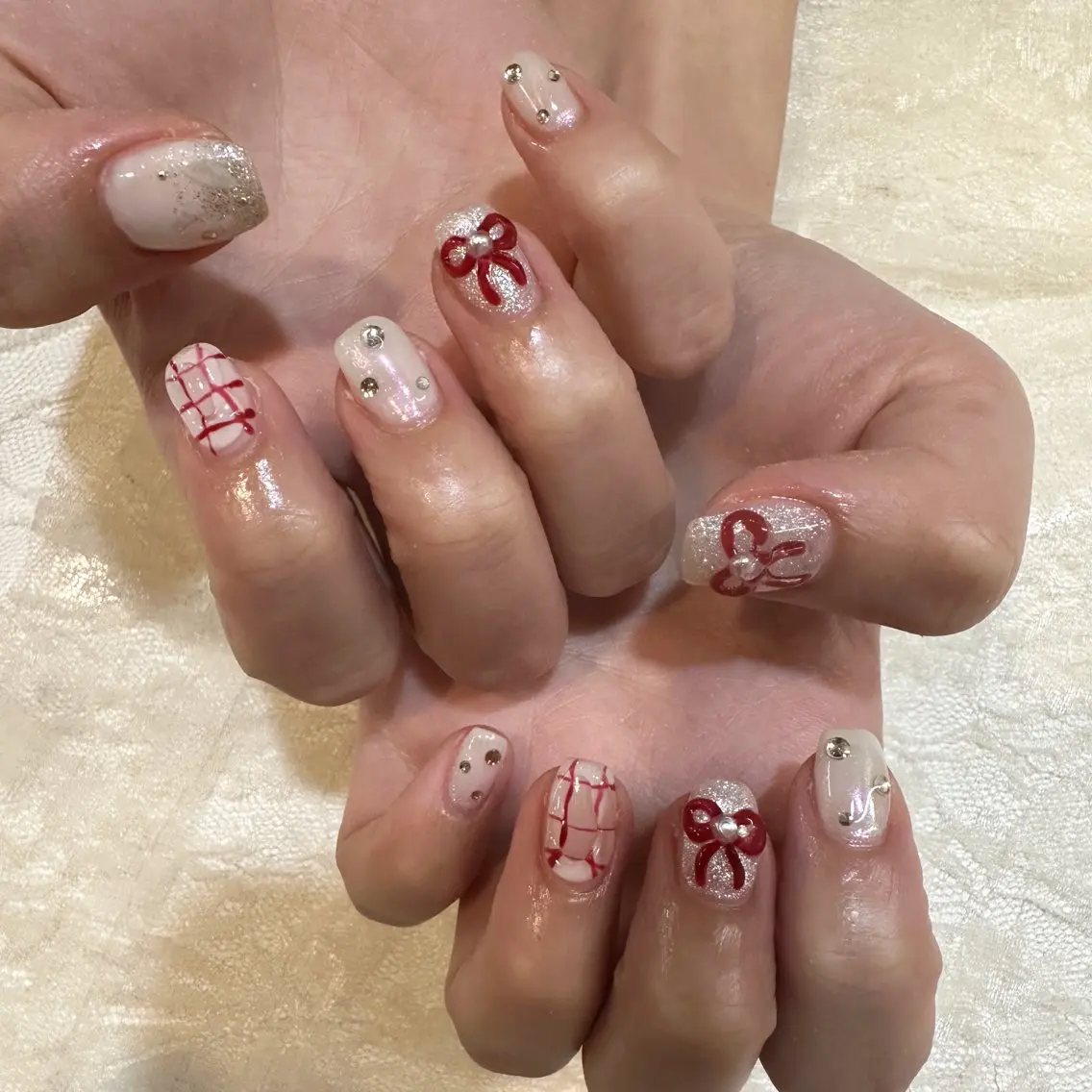 ネイル リボン nailist yuiのネイルデザイン