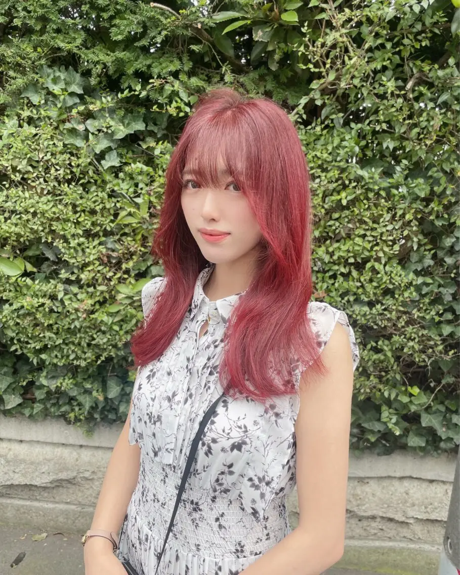 セミロング ))ブリーチ特化(( 渡邉 怜のヘアスタイル