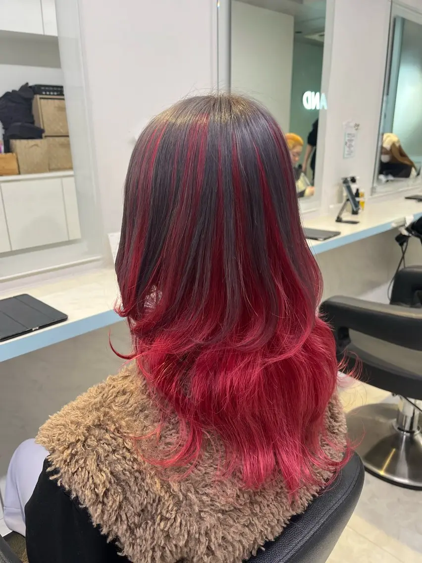 ロング カラー ヘアカラー トリートメント ブリーチカラー 🩵MIZUKIのヘアスタイル