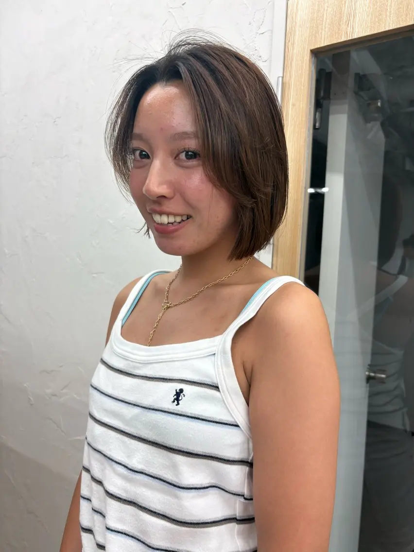 ショート ボブ カット 縮毛矯正 透明感カラー/海外風 レイヤー/mao🗽のヘアスタイル