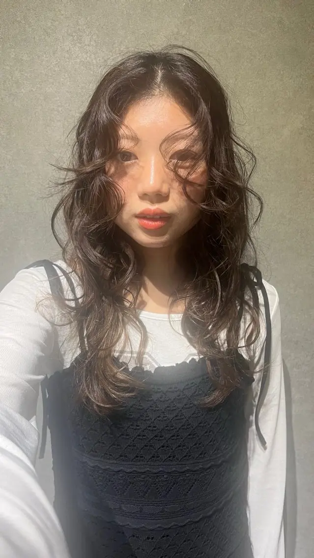 ロング ヘアカラー Daisy／大名 ・天神／はやしれいのヘアスタイル