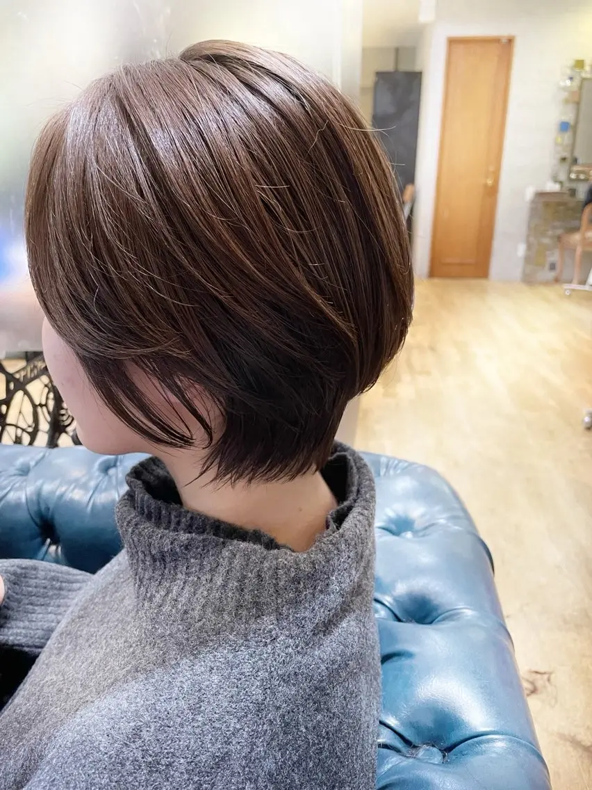 ショート カット ヘアカラー Attirer Kaiのヘアスタイル