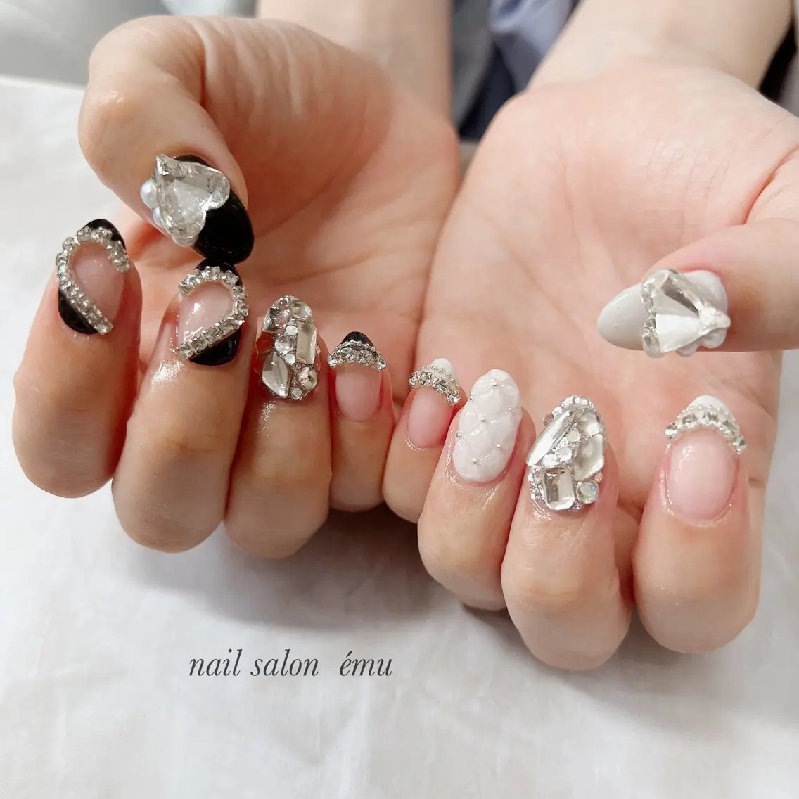 ミディアム ハンドネイル nail salon émuのネイルデザイン